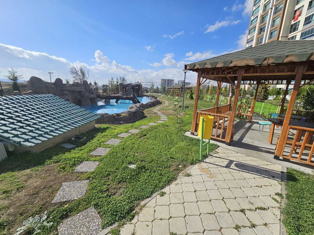 BATIKENT'TE KIRALIK 4+1 DAIRE, 190M² NET, 13. KAT