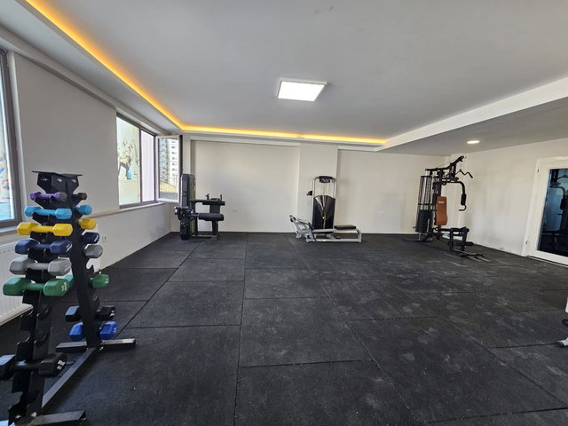 BATIKENT'TE KIRALIK 4+1 DAIRE, 190M² NET, 13. KAT