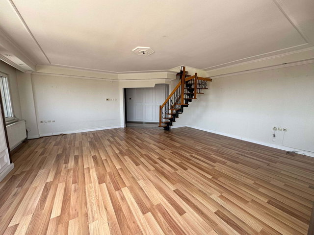 REMAX MİD'DEN KİRALIK 215 M2 DAİRE