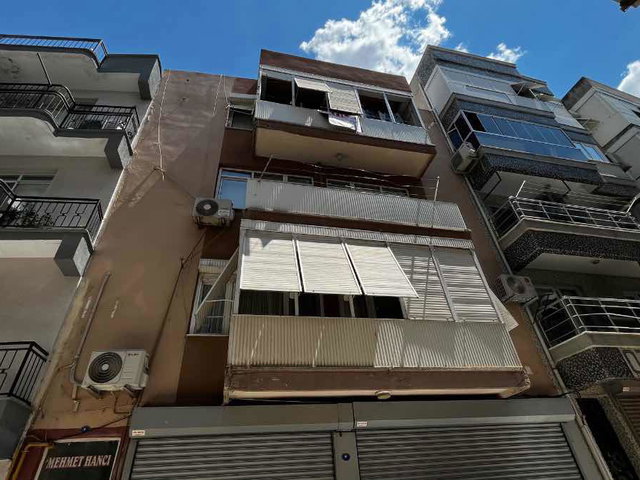 MENEMEN MERMERLI MAHALLESI'NDE MERKEZI KONUMDA 3+1 SATILIK DAIRE