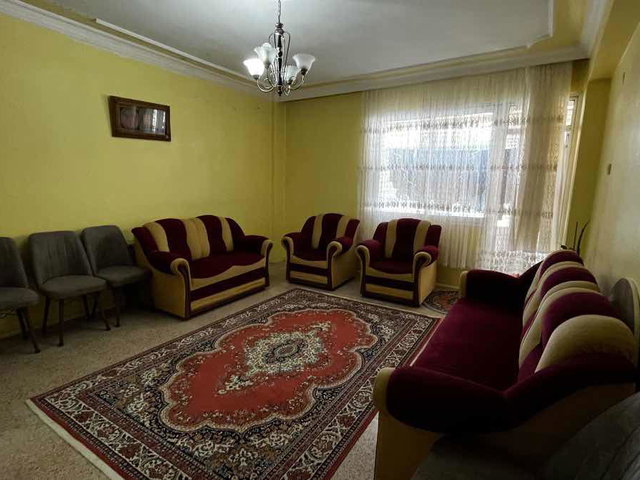 MENEMEN MERMERLI MAHALLESI'NDE MERKEZI KONUMDA 3+1 SATILIK DAIRE