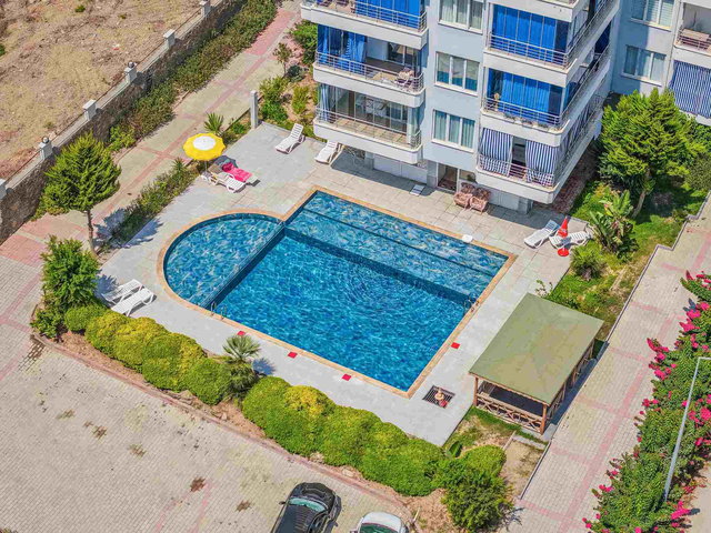 ALANYA MAHMUTLARDA 3 CEPHE 240 M² SATILIK 4+1 DUBLEKS DAIRE
