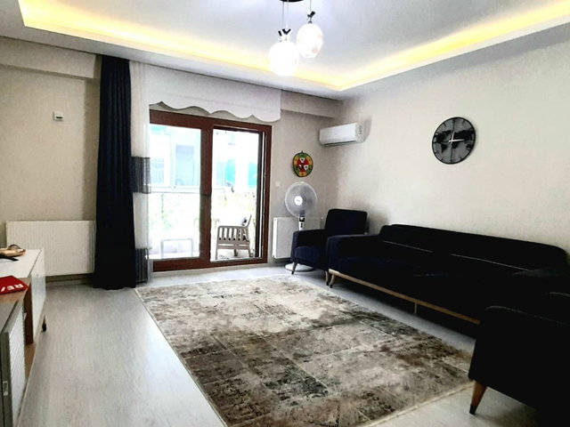 202 KARŞIYAKA ŞEMIKLER'DE SATILIK 2+1 DAIRE K. MUTFAK
