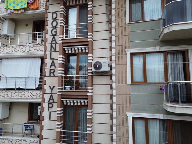 REMAX KANYON'DAN SARIKUM'DA SATILIK 3+1 DAIRE