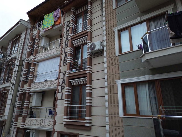 REMAX KANYON'DAN SARIKUM'DA SATILIK 3+1 DAIRE