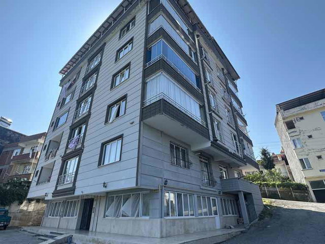 REMAX PARLA BARLAS GÜRLER'DEN BARUTHANE'DE SATILIK FIRSAT 3+1