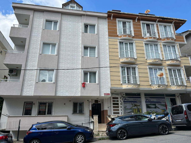 ÇEKMEKÖY ÇAMLIK’TA 3+1 KİRALIK DAİRE