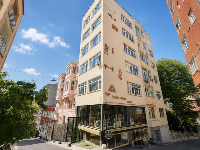 FIRUZAĞA MASUMIYET MÜZESI YAKINI GENIŞ 1+1 60 M2