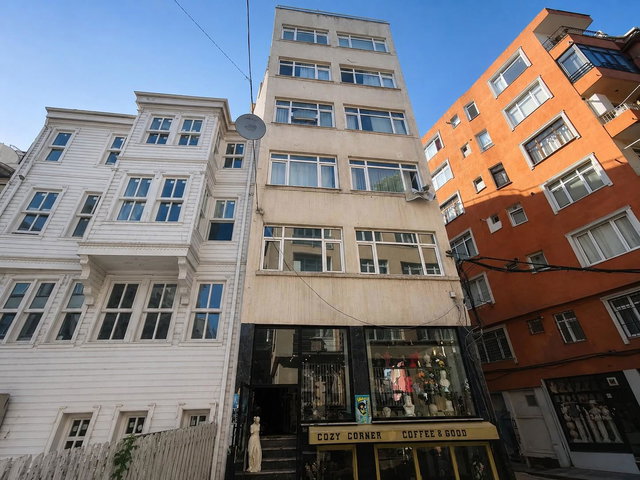 FIRUZAĞA MASUMIYET MÜZESI YAKINI GENIŞ 1+1 60 M2