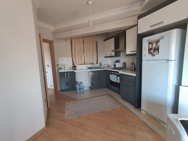 91 KARSIYAKA DEDEBAŞINDA  1+1 SATILIK DAİRE