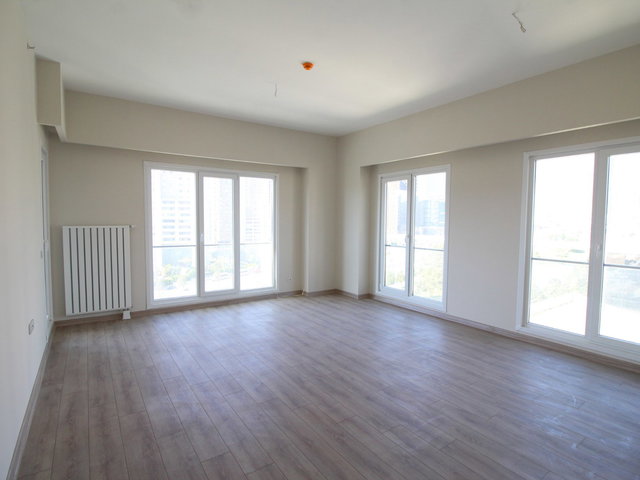 ESENYURT SELF İSTANBUL SITESI 3+1 155 M2 HAVUZLU GÜVENLIKLI