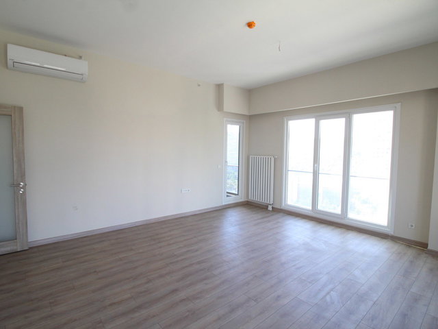 ESENYURT SELF İSTANBUL SITESI 3+1 155 M2 HAVUZLU GÜVENLIKLI