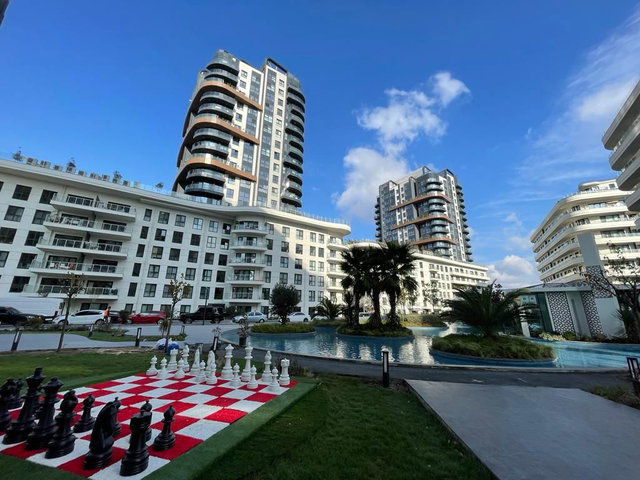 SEVCAN`DAN NEF BAHÇELIEVLER KISA BLOK PEYSAJ&HAVUZ MANZARA 3,5+1