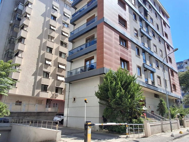 GÖZTEPE MERDIVENKÖY MINIBÜS YOLU ÜZERINDE 2+1 KIRALIK DAIRE