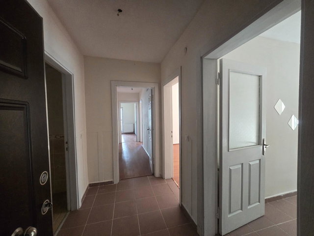 İZMİT ERENLER CEDİT KONUTLARI SATILIK 2+1 ARA KAT DAİRE