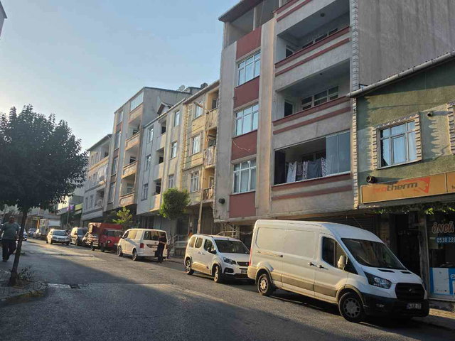 AVCILAR FİRUZKÖY YEŞİLKENT 3+1 150 M² GELİŞEN BÖLGEDE