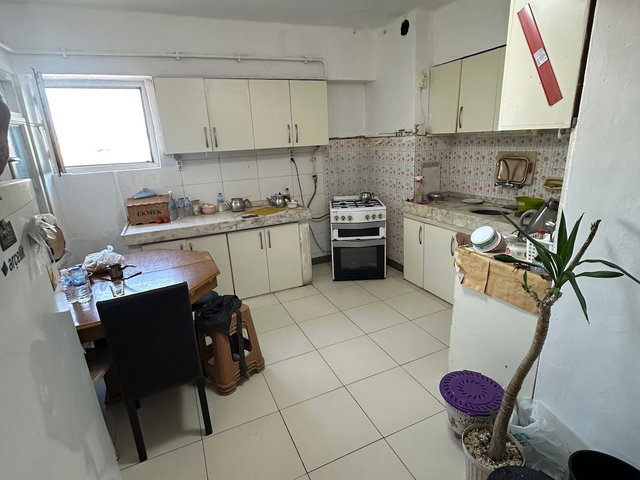 REMAX VİRA'DAN ADAPAZARI’NDA 4+1, 140 M² NET, EŞYALI, EN ÜST KAT & 3 CEPHELİ SATILIK DAİRE