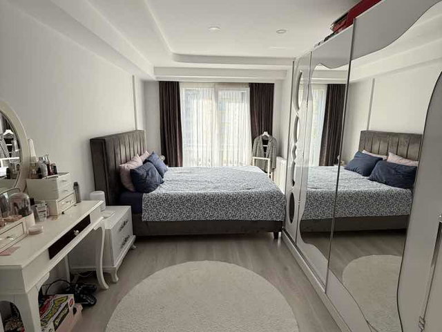 GOP BEYAZ REZİDANS’TA 1.KAT 2+1 EBEVEYN BANYOLU 75 M² NET
