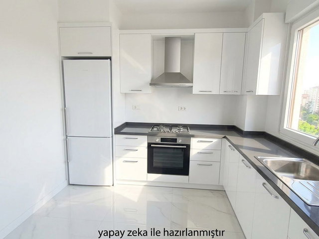 KOZYATAĞI METRO DURAĞINA 500M. BAYAR CADDESİNE 2. BİNA
