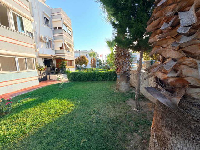 DIDIM EFELER MAHALLESI OKULLAR BÖLGESI BAHÇELI 2 + 1 DAIRE