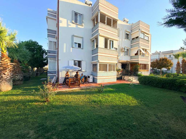 DIDIM EFELER MAHALLESI OKULLAR BÖLGESI BAHÇELI 2 + 1 DAIRE