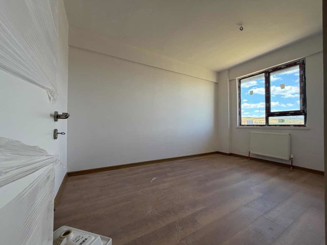 PURSAKLARDA PRESTİJLİ BİNADA VE MERKEZİ KONUMDA SATILIK DAİRE