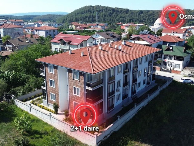 REMAX MAVI RIDVAN GEDIKTEN SAKARYA ARIFIYE CUMHURIYET MAHALLESINDE 2 YAŞINDA SATILIK 2+1 DAIRE