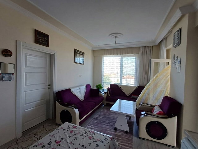 REMAX MAVI RIDVAN GEDIKTEN SAKARYA ARIFIYE CUMHURIYET MAHALLESINDE 2 YAŞINDA SATILIK 2+1 DAIRE