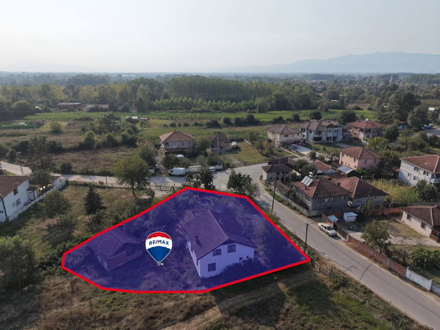 REMAX DIA'DAN YEŞİLÇİMEN MAH. SATILIK 2 KATLI TERASLI MÜSTAKİL EV 814M2 ARSA