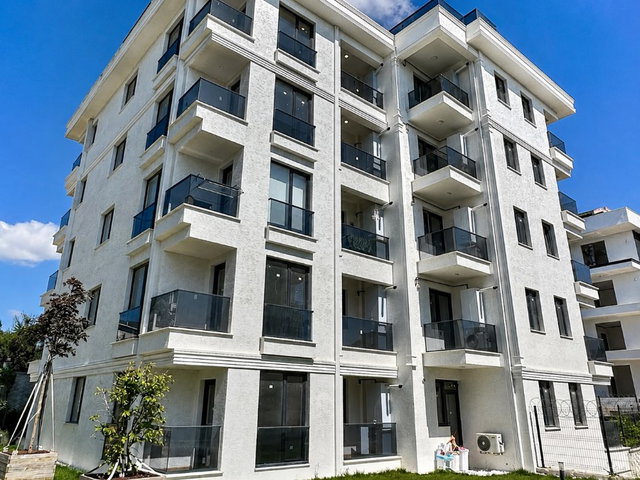 REMAX KAYADAN BUTİK SİTEDE KISMİ DENİZ MANZARALI 3+1 DAİRE