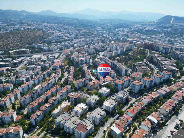 KUŞADASI MERKEZDE GENİŞ TERASLI FERAH 4+1 DUBLEKS SATIŞTA...