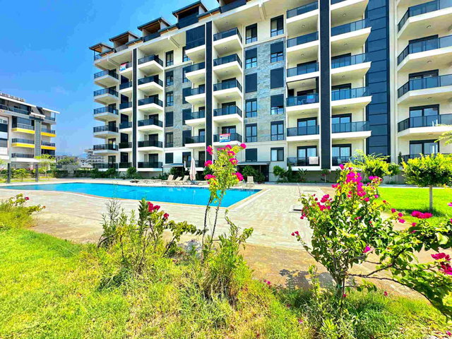 DENİZE EN YAKIN SİTELERDEN | MANZARANIZ SADECE DENİZ VE HAVUZ | 1+1