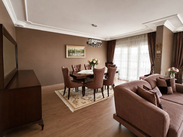 ÇANKAYA YILDIZEVLER’DE 4+1 | 220 M² BRÜT | 10. KAT | 3 CEPHELİ FERAH DAİRE
