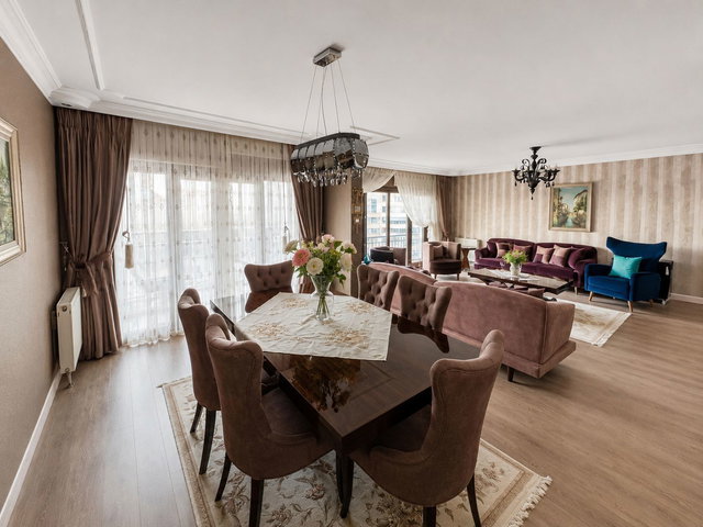 ÇANKAYA YILDIZEVLER’DE 4+1 | 220 M² BRÜT | 10. KAT | 3 CEPHELİ FERAH DAİRE