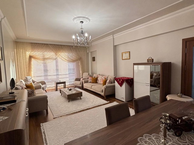 REMAX ARTIS'TEN YILDIZKENT'DE SATILIK 3+1 DAIRE