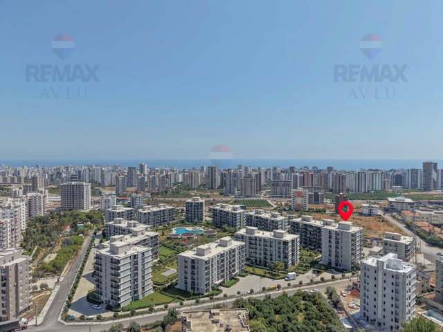 REMAX AVLU'DAN MB VERDE EVLER'İNDE KİRALIK BAHÇE KATI