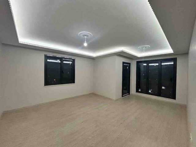 SULTANBEYLİ’DE SIFIR 3+1 | 2 BANYO | BALKONLU | DOĞALGAZ KOMBİLİ | BOŞ