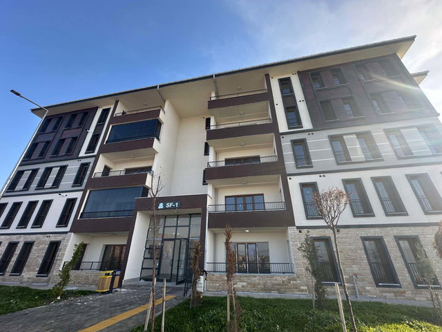 KARESİ TOKİ 2. ETAP SF-1 BLOKTA YÜKSEK GİRİŞ 3+1 DAİRE