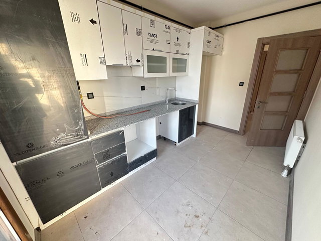 KARESİ TOKİ 2. ETAP SF-1 BLOKTA YÜKSEK GİRİŞ 3+1 DAİRE