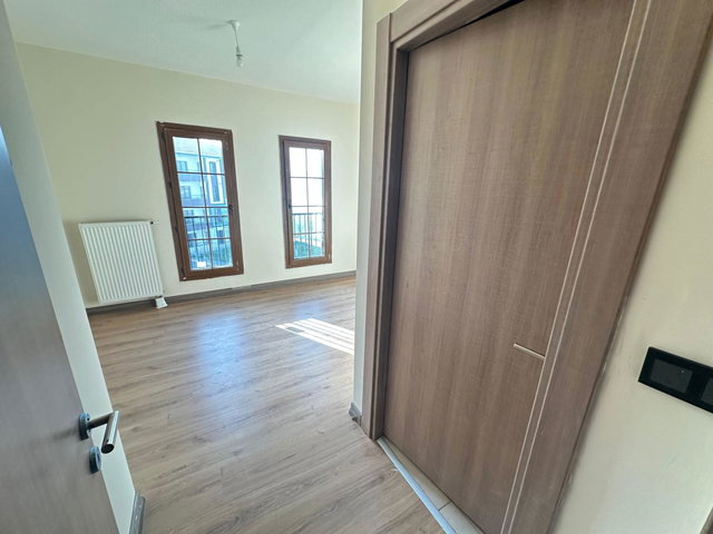 KARESİ TOKİ 2. ETAP SF-1 BLOKTA YÜKSEK GİRİŞ 3+1 DAİRE