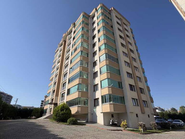 TEPECİK HASTANELER BÖLGESİNDE 3+1 SATILIK DAİRE