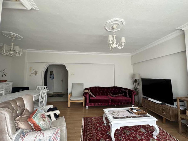 6. GAZETECİLER SİTESİ’NDE FERAH 3+1 2 BALKONLU ŞEHİR MANZARALI DAİRE