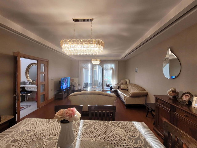BÜYÜKÇEKMECE PELICAN HILL'DE GÖL MANZARALI GENİŞ 2+1 SATILIK