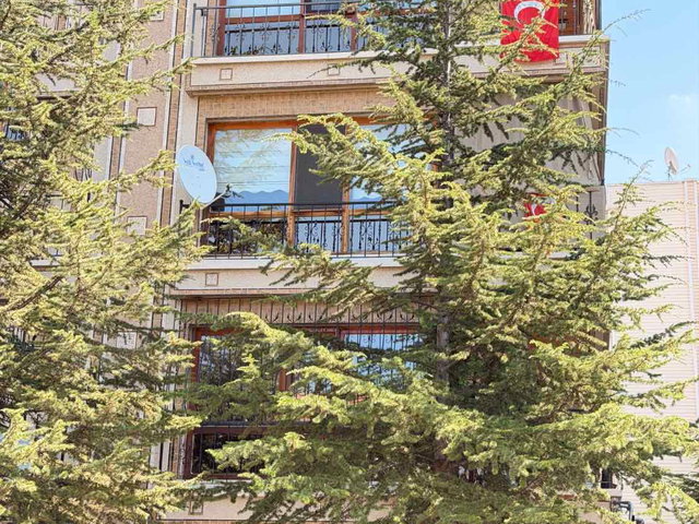 EMEK’TE GÜNEY-BATI CEPHELİ 3+1 | 125 M² | 2 BANYO 3 WC | BALKONLU | BOŞ