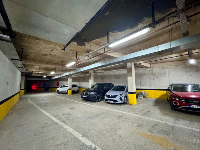KARTAL TWIN TOWERS METROYA YÜRÜME 5 DK 3+1 BAKIMLI KİRALIK DAİRE