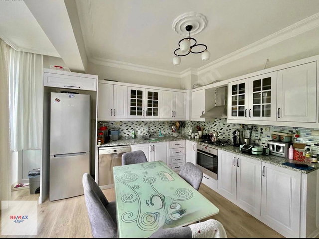 REMAX ÖZGÜR İBRAHİM GÜNEŞ'TEN EMEK'DE SATILIK 3+1 DAİRE