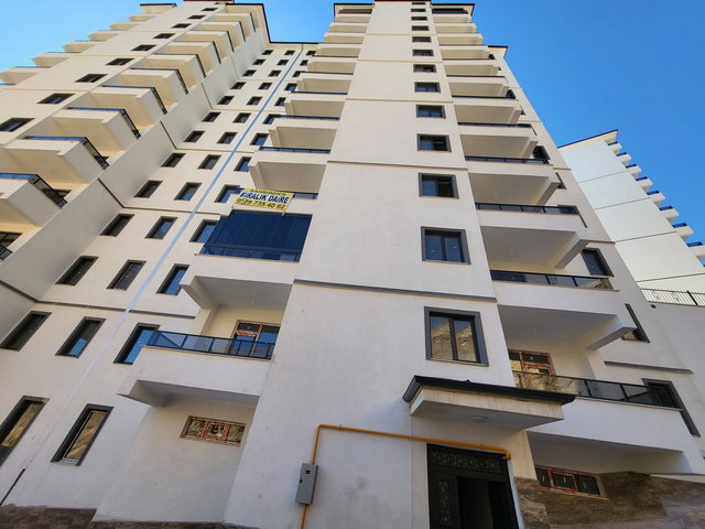 RE/MAX DEĞİŞİM-SEYRAN VİZYON EVLERİNDE SATILIK 2+1 MODERN DAİRE