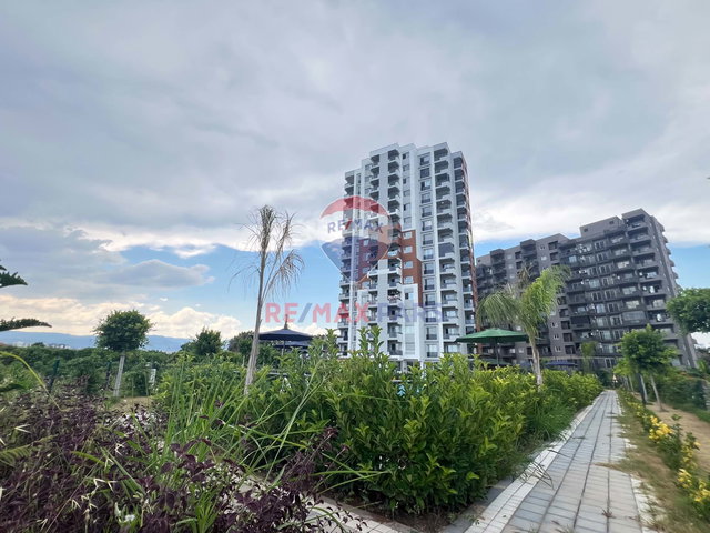 REMAX PARS'TAN ÇEŞMELİ EMERALD DELUX'TE DENİZ MANZARALI 1+1