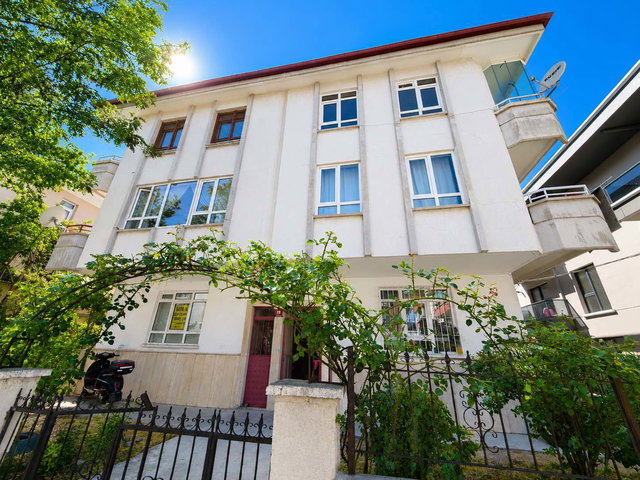 İLKADIM MAH YETKİN SOK.  DİKMEN VADİSİ YANI 3+1 SATILIK YAPILI DAİRE