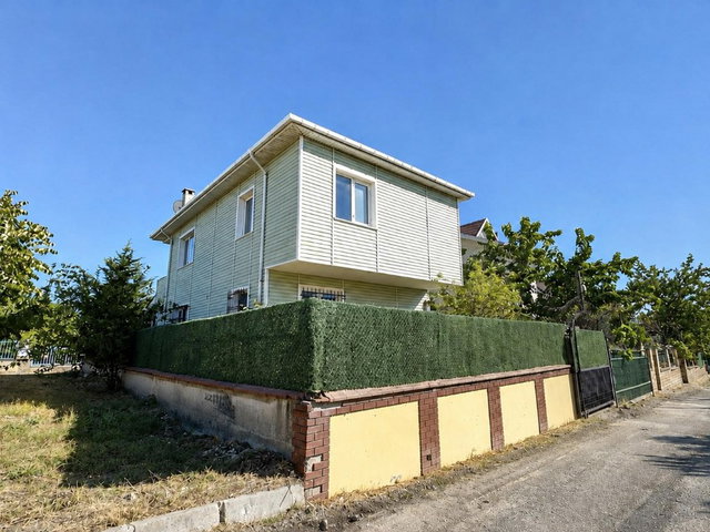 REMAX KAYADAN SATILIK 4+1 MÜSTAKİL VİLLA